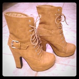Modesta Ankle Boots