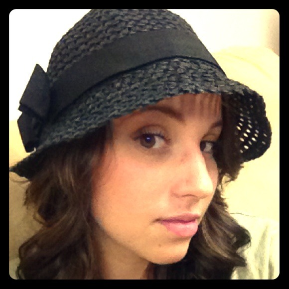 Black WHBM sun hat