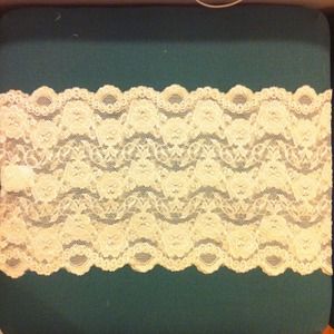 Cream Lace Bandeau