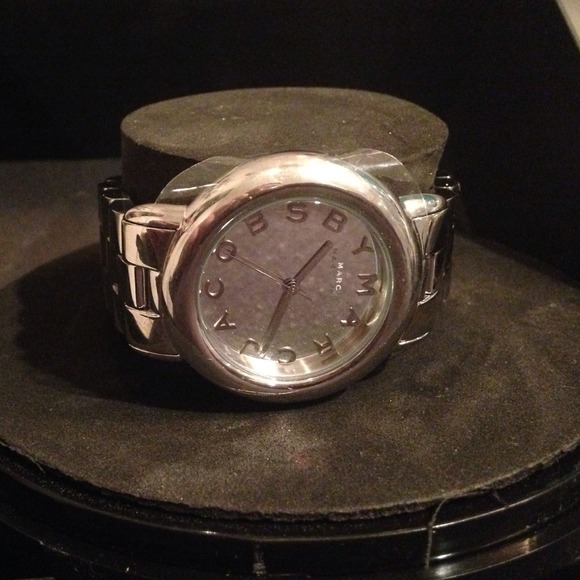 100% Authentic Marc Jacobs Watch 💟 SALE 💟 - Picture 2 of 4