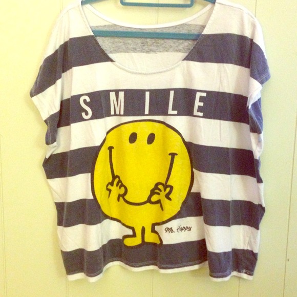 FOREVER 21 PLUS MR HAPPY TEE