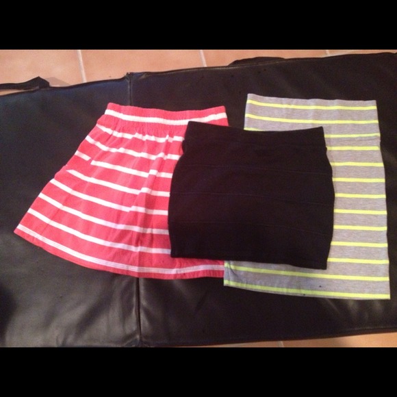 BUNDLE✨Set of 3 Skirts