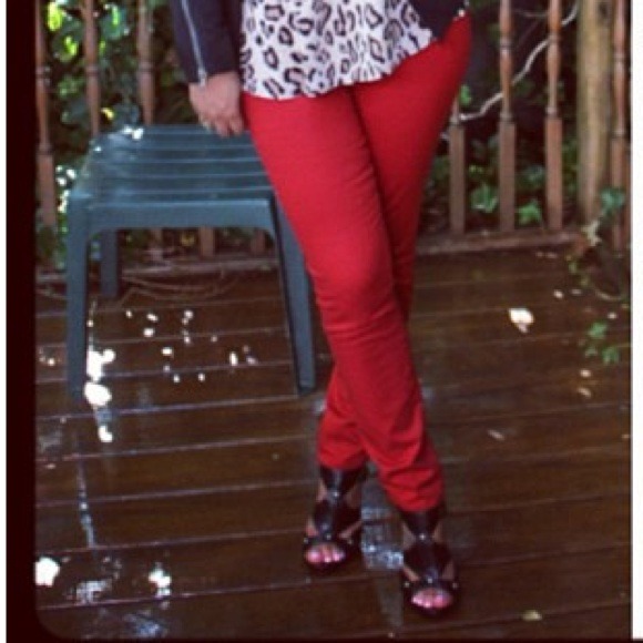 🚫SOLD🚫Red Skinny Jeans