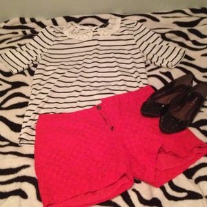 Striped top with lace Peter Pan collar