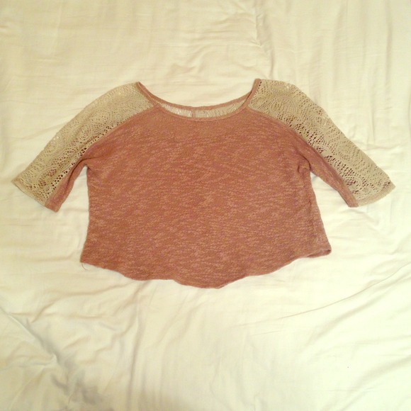 🚫🚫🚫SOLD//Tan crop top