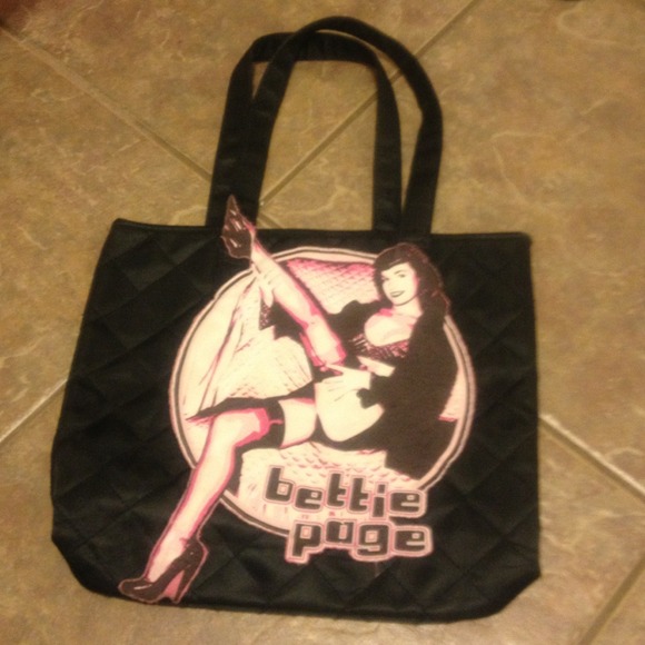 Bettie Page pin up purse
