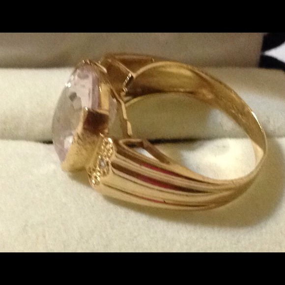 14karat solid gold ring - Picture 2 of 3
