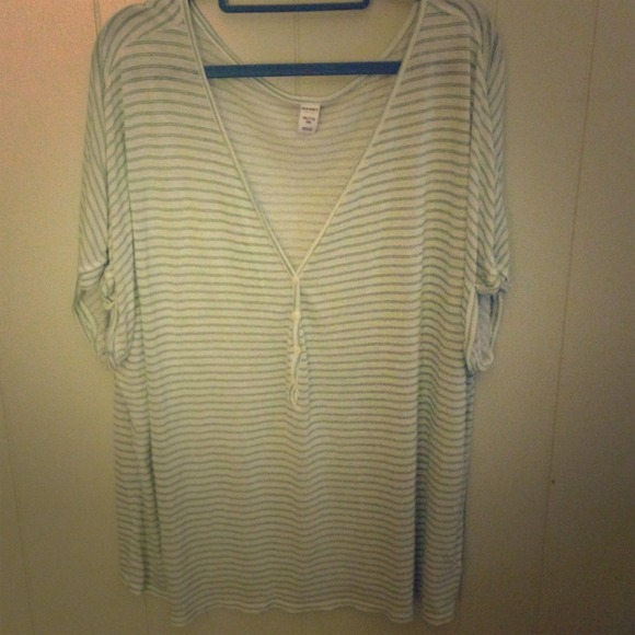 🎉BUNDLED🎉OLD NAVY SLOUCHY TEE