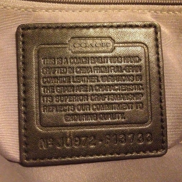 Authentic Large Black Leather Coach Bag LotsaPics! - Picture 4 of 4