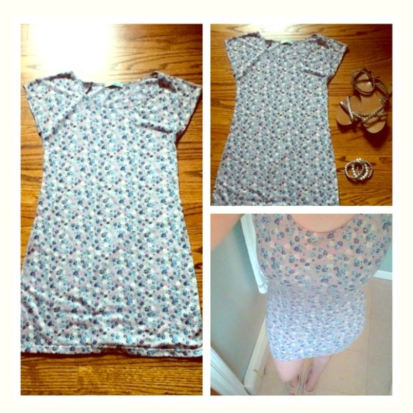 ❌SOLD❌Cute Floral Dress