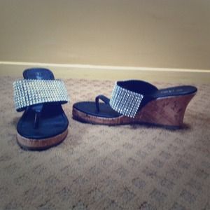 Black strip diamond wedges!!