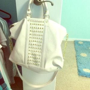 **Traded** Steve Madden purse