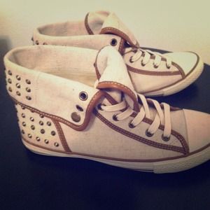 Aldo Canvas High tops