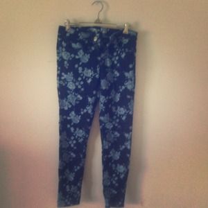 NWOT American Eagle Outfitters floral denim