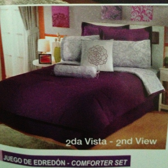 Im selling comforter set - Picture 2 of 2