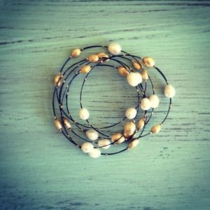 NEW Set of 6 Black, Gold & Pearl Bracelets