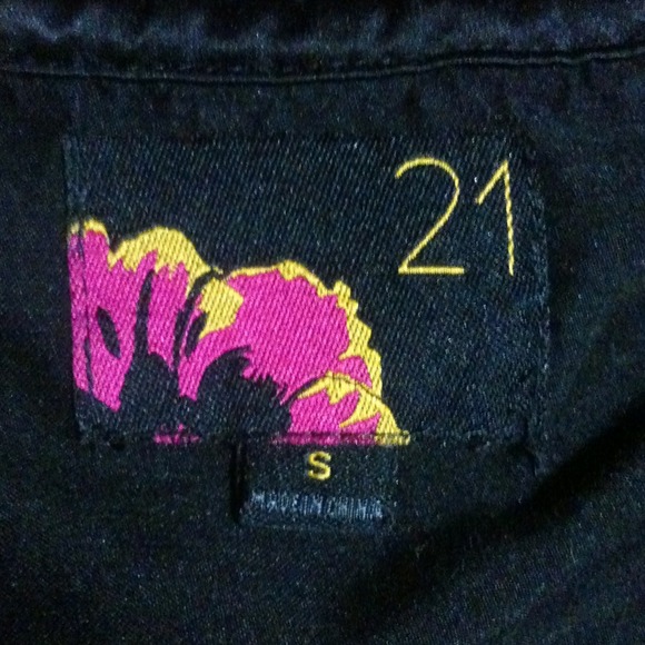 Silky jacket.! :) - Picture 2 of 4