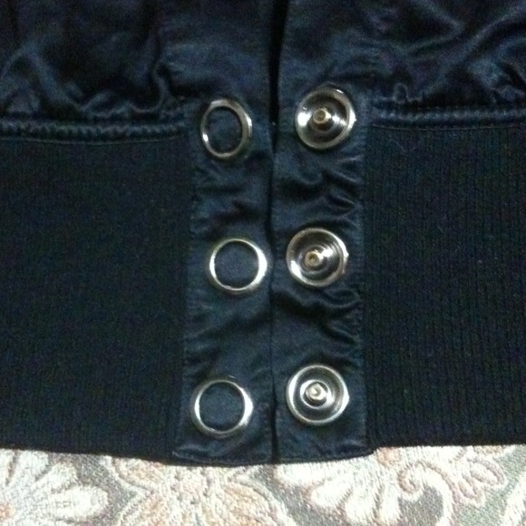 Silky jacket.! :) - Picture 3 of 4