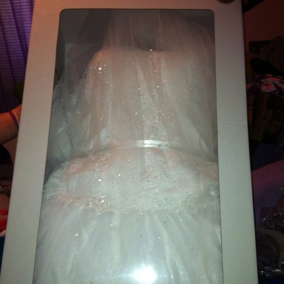 Sold - Picture 3 of 4