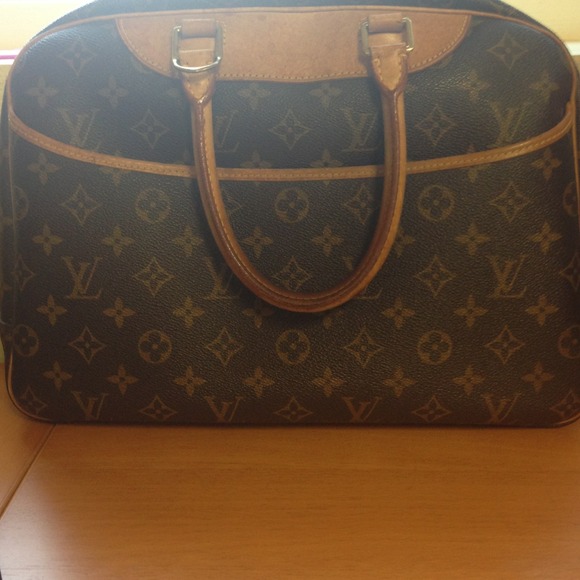 💯Authentic Louis Vuitton Deauville