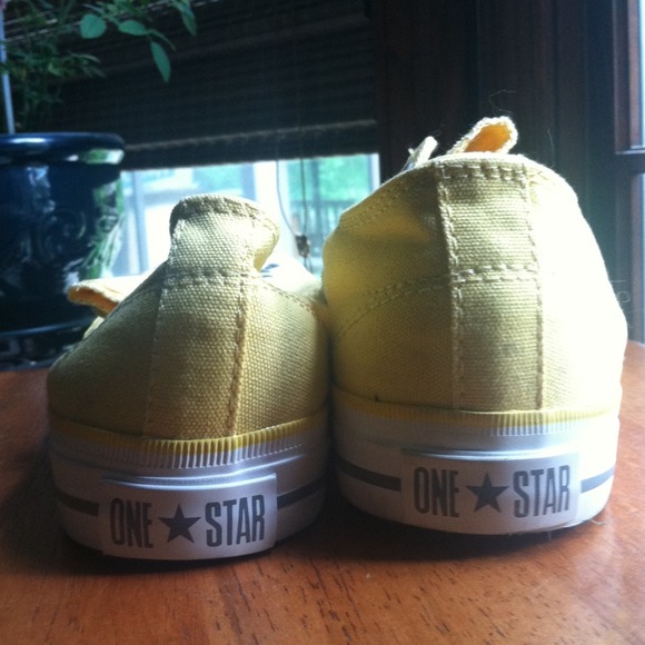 SOLD! - Picture 3 of 3