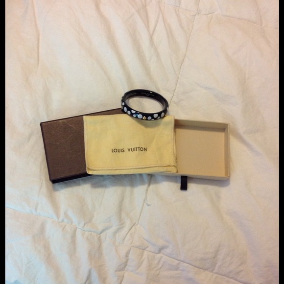 🚫SOLD ON EBAY🚫Louis Vuitton Kusama Bracelet - Picture 2 of 3