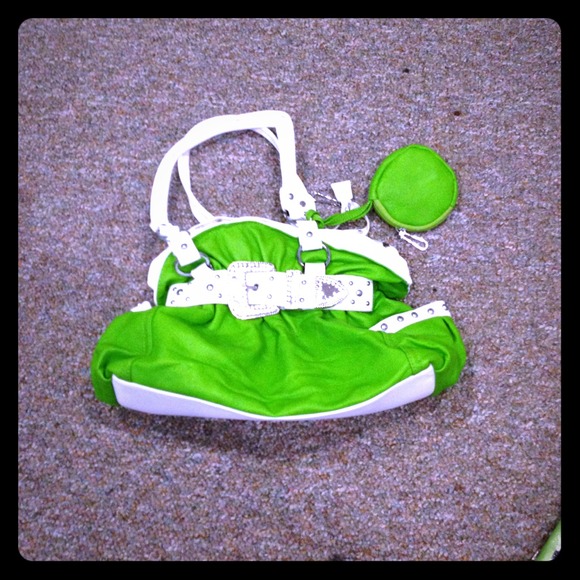 Green purse