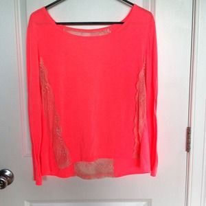American eagle hot pink shirt