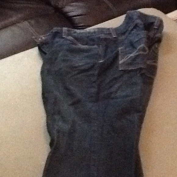 Jeans - Picture 1 of 2