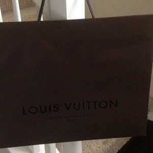 Authentic LV paper bag (Large)