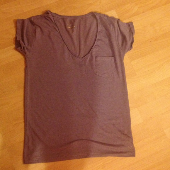 *BUNDLE* AE Tops - Picture 4 of 4