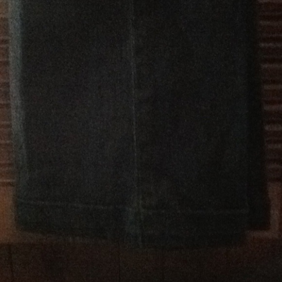 Jeans - Picture 2 of 3