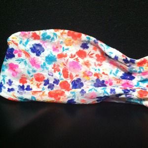 Never been worn Victoria's Secret bandeaux