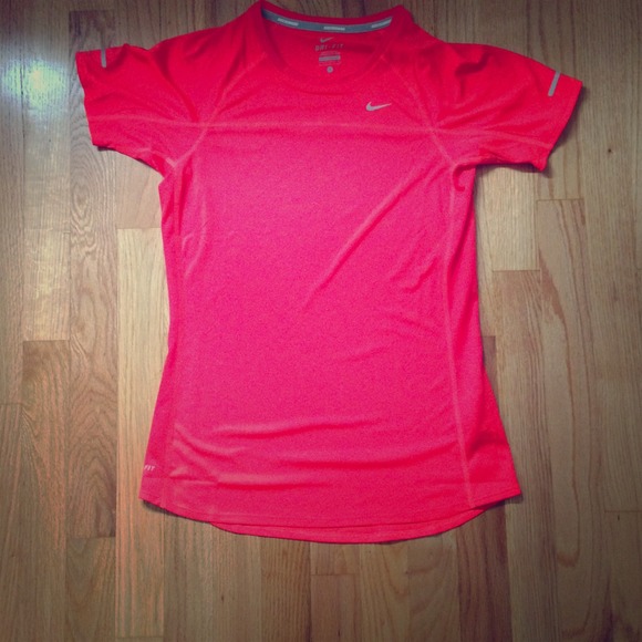 Nike Running dry-fit - Picture 1 of 3