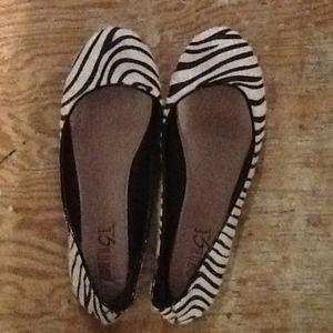 Zebra print flats