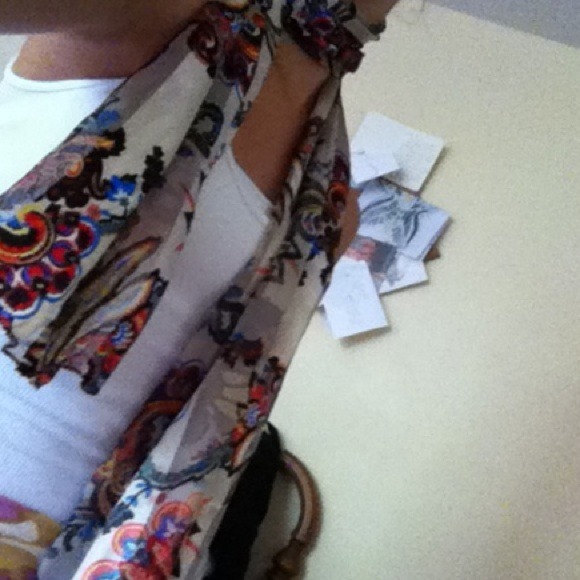 Scarf - Picture 4 of 4