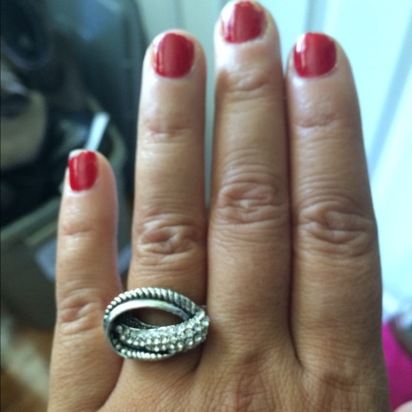 Ring - Picture 2 of 2