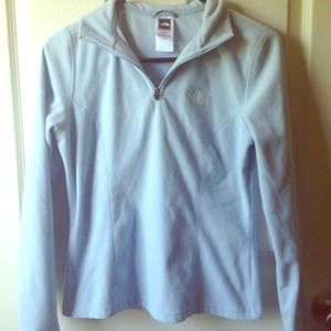 🚫🚫🚫 SOLD 🚫🚫🚫Baby blue North Face pullover