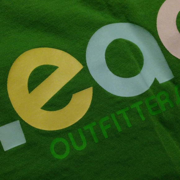 American Eagle Outfitters Graphic Tee - Picture 2 of 4