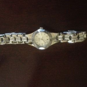 Fossil beautiful watch brand new without box