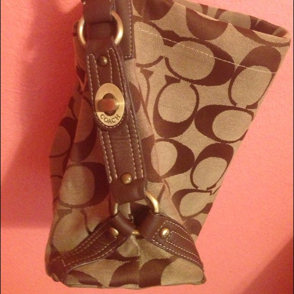 Coach handbag - Picture 3 of 3