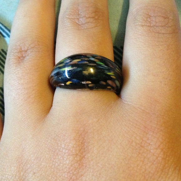 Glass ring - Picture 2 of 3