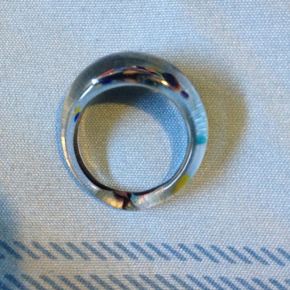 Glass ring - Picture 3 of 3