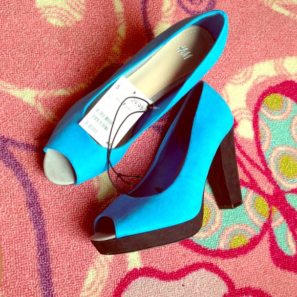 H&M light blue heels, brand new, never been worn.