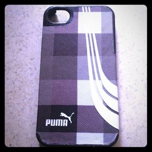 An iPhone 4/4s case puma