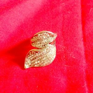 Rhinestone leaf ring