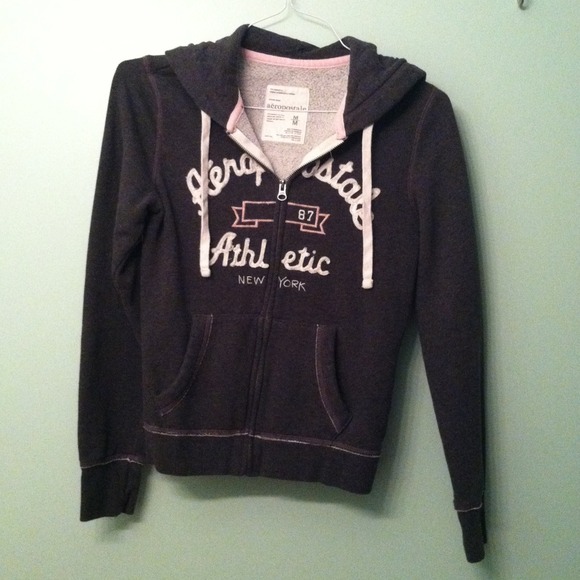 Ash Gray Aéropostale Zip-Up Hoodie (Med.)