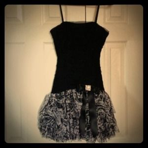 Strapless black and white short cocktail dress