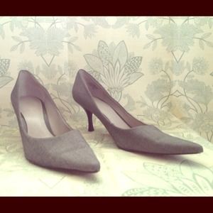 Tweed, pointy-toe, heel