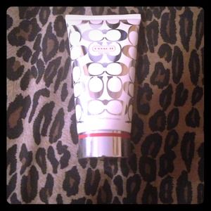 coach lotion only used once! 💢reserved💢